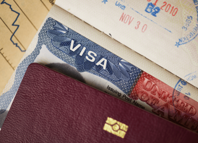 Mỹ siết chặt visa